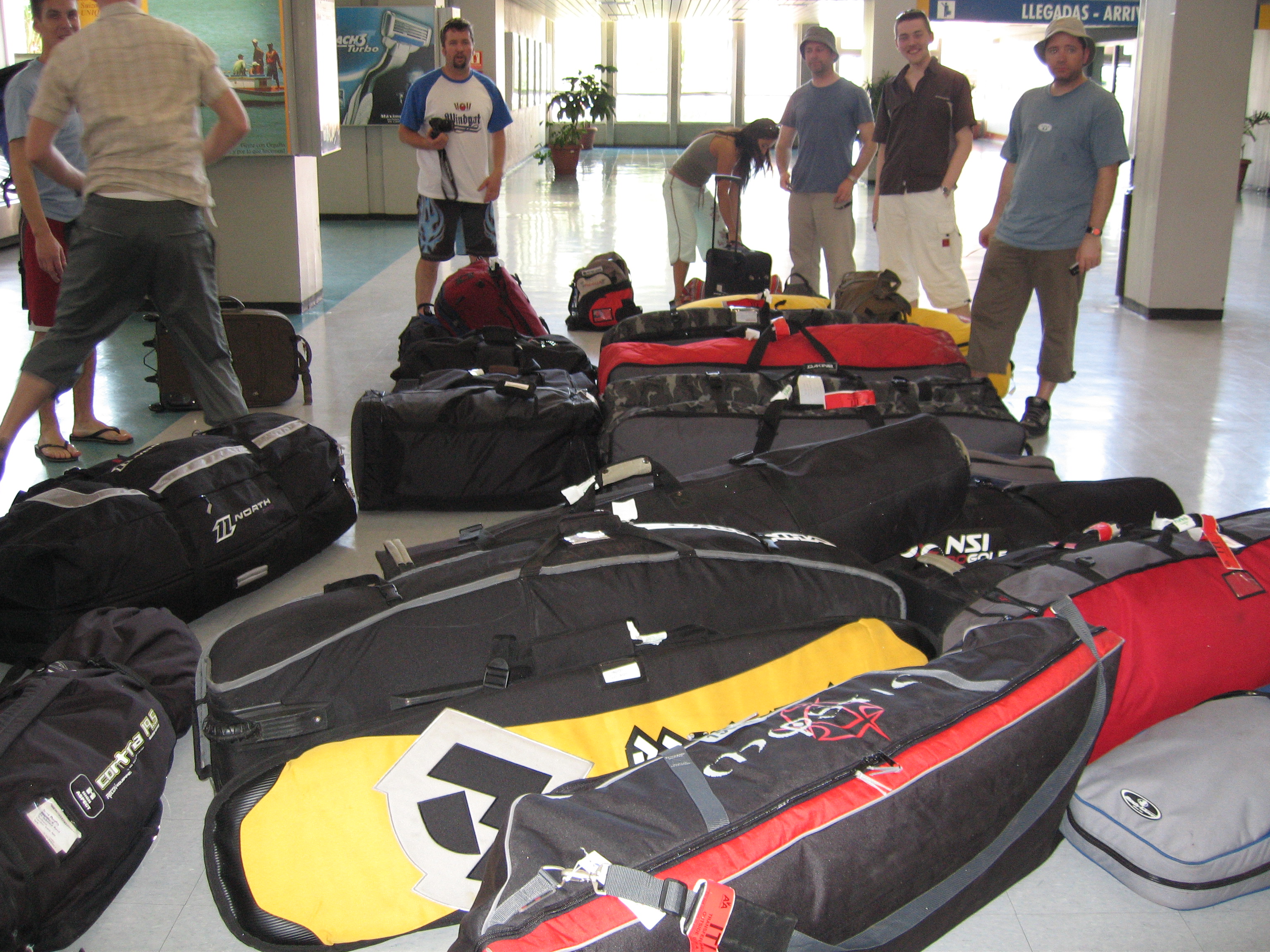 airportbags.jpg